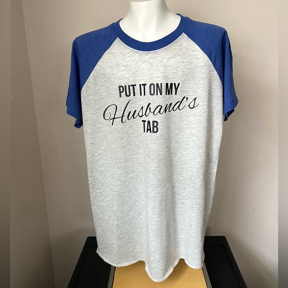 4/$15 ❤️ NEW! Women’s Blue and Gray Short Sleeve Baseball Tee